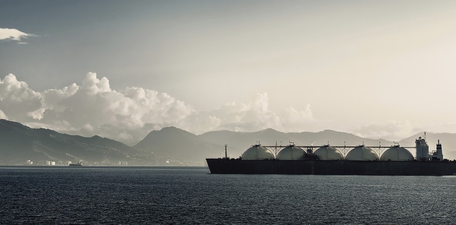 Hub services and port operations